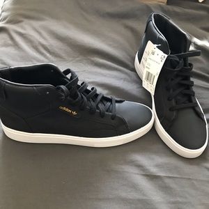 NEW! Adidas Sleek Mid Sneaker - never worn